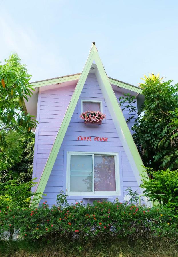 A Houses Homestay Nakhonratchasima Dış mekan fotoğraf